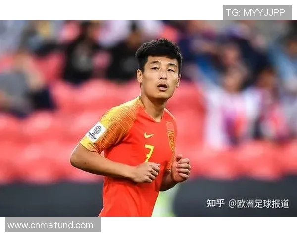 查理：从草根到巅峰的传奇足球之路，见证天赋与努力的完美融合